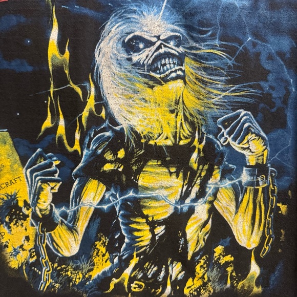 Vintage Y2K Screen Printed Iron Maiden “Live After Death” Eddie Men’s Size Small - Picture 3 of 9